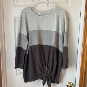 nine britton Soft Light Gray Knit Pullover